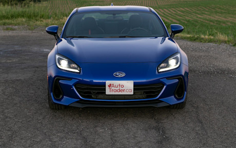 Editorial 2022 subaru brz sport tech 01 jw