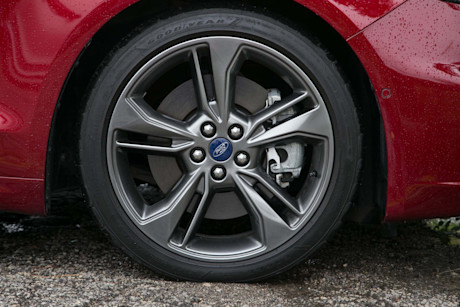 Editorial 2018 ford fusion sport 03 jw