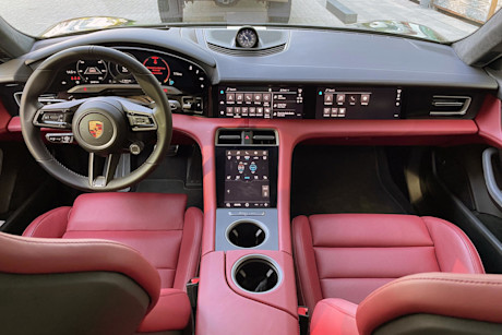 Editorial 2021 porsche taycan turbo s cross turismo 22 ct