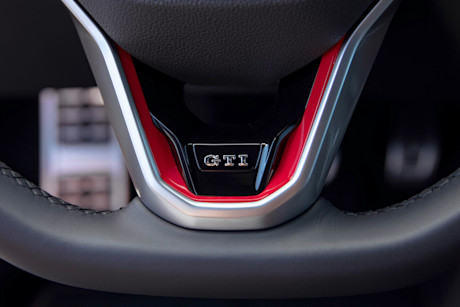 Editorial 2022 volkswagen golf gti 23 vw