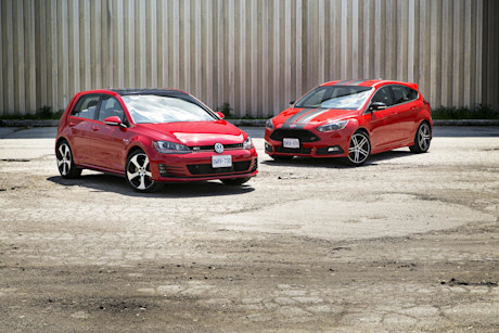 Editorial 2015 ford focus st vs volkswagen golf gti jw 01