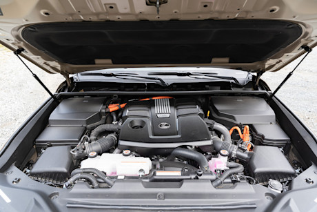 2025 Lexus LX 700h Overtrail+ Review Image