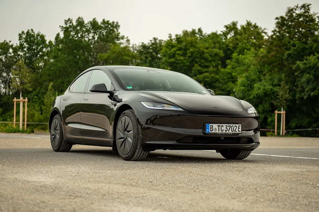tesla-model-3-rwd-2026-titelbild