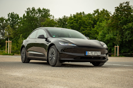 tesla-model-3-rwd-2026-titelbild