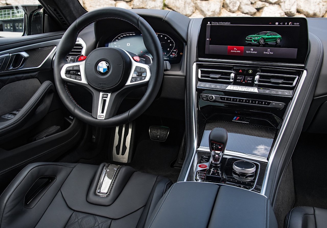 BMW-M8 Competition Gran Coupe-2023-Innenraum
