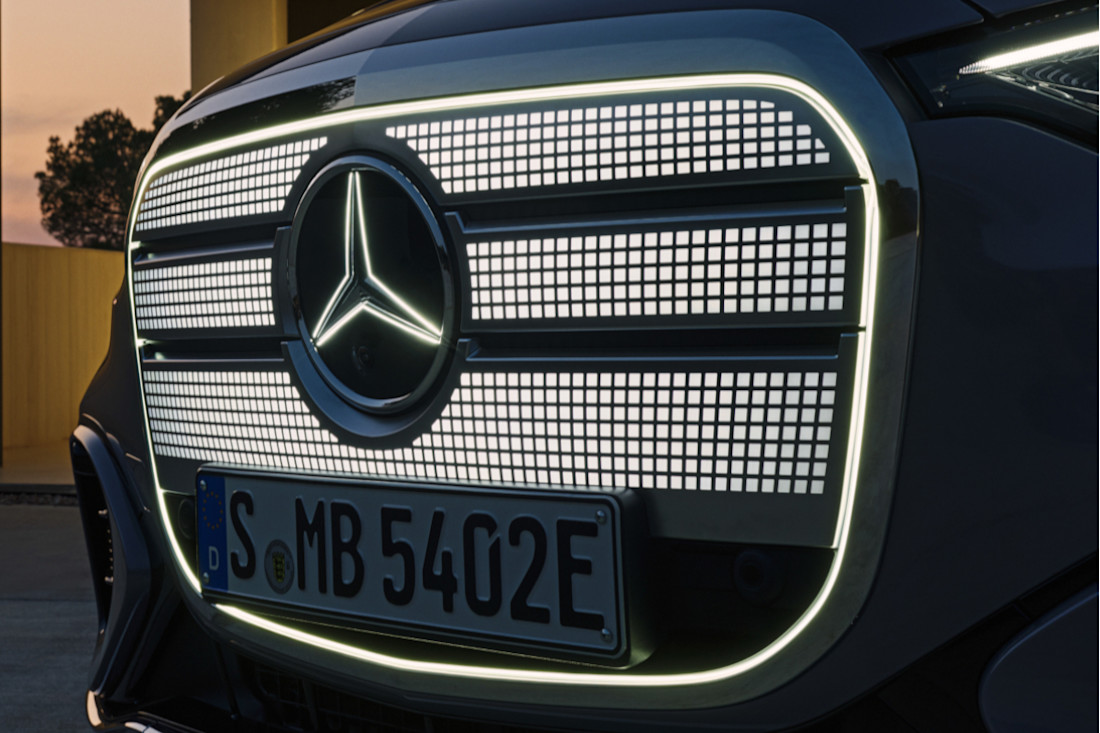 Mercedes-GLC-parrilla2.jpg