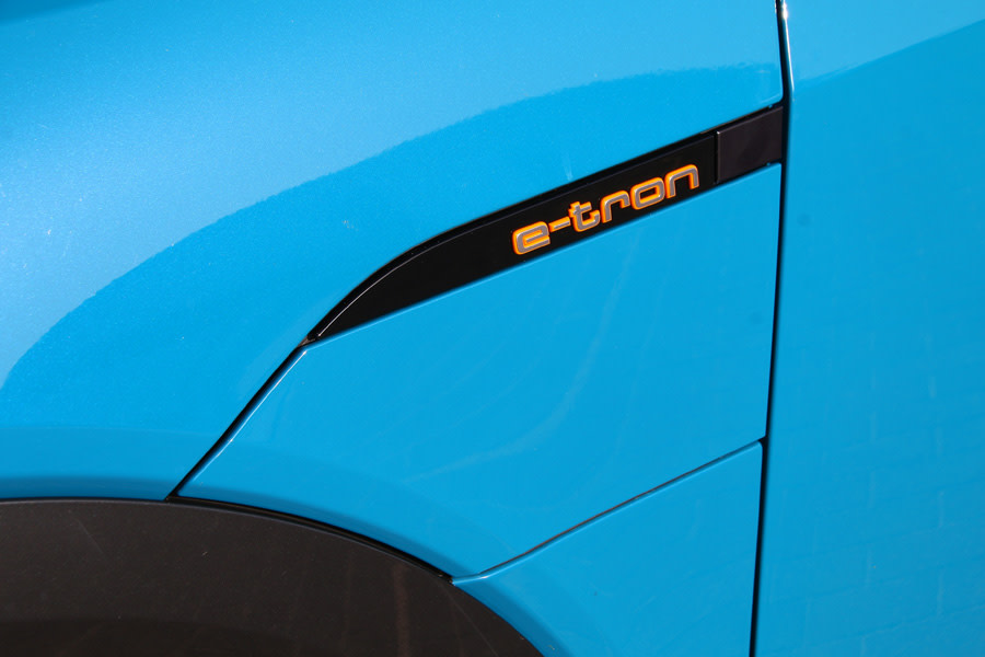 audi-etron-04.JPG