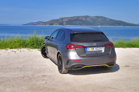Editorial 2019 mercedes benz a 250 08 mb