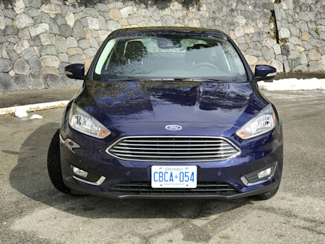 Editorial 2017 ford focus titanium sedan 01 gw