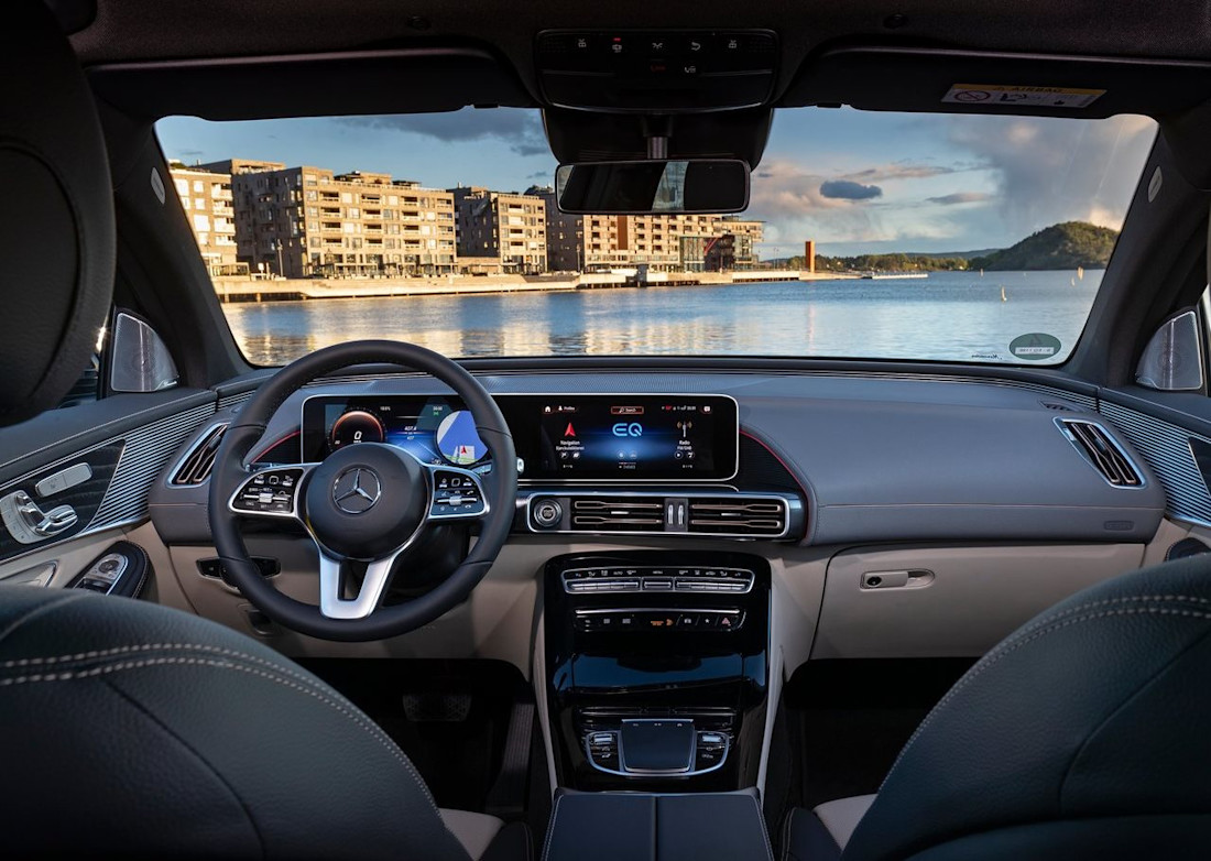 Mercedes-Benz-EQC-2020-1280-a4.jpg