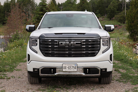 Editorial 2022 gmc sierra denali ultimate 01 jm