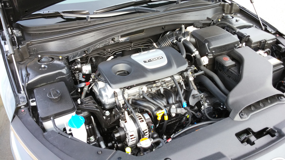 10 Things You Need to Know: 2016 Kia Optima