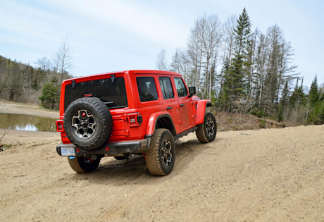 Jeep Wrangler Rubicon 4xe 2021 : essai routier Image