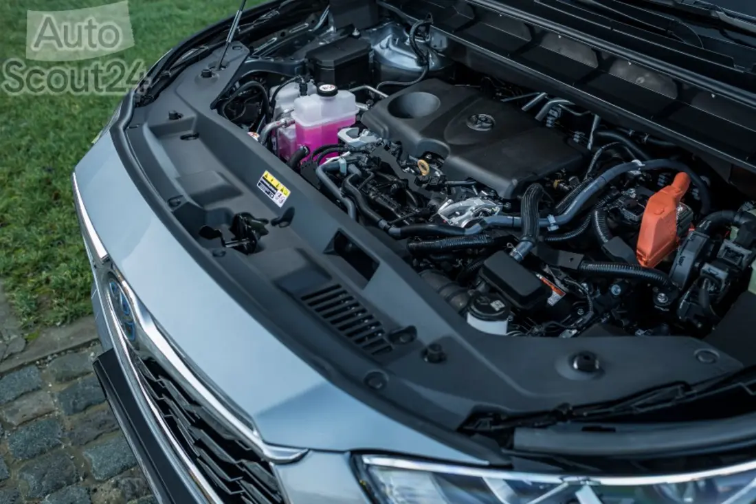 Toyota Highlander Electric Hybrid 2021 - Detalles (6) (1) Toyota Highlander Electric Hybrid 2021 - Detalles (6) (1)