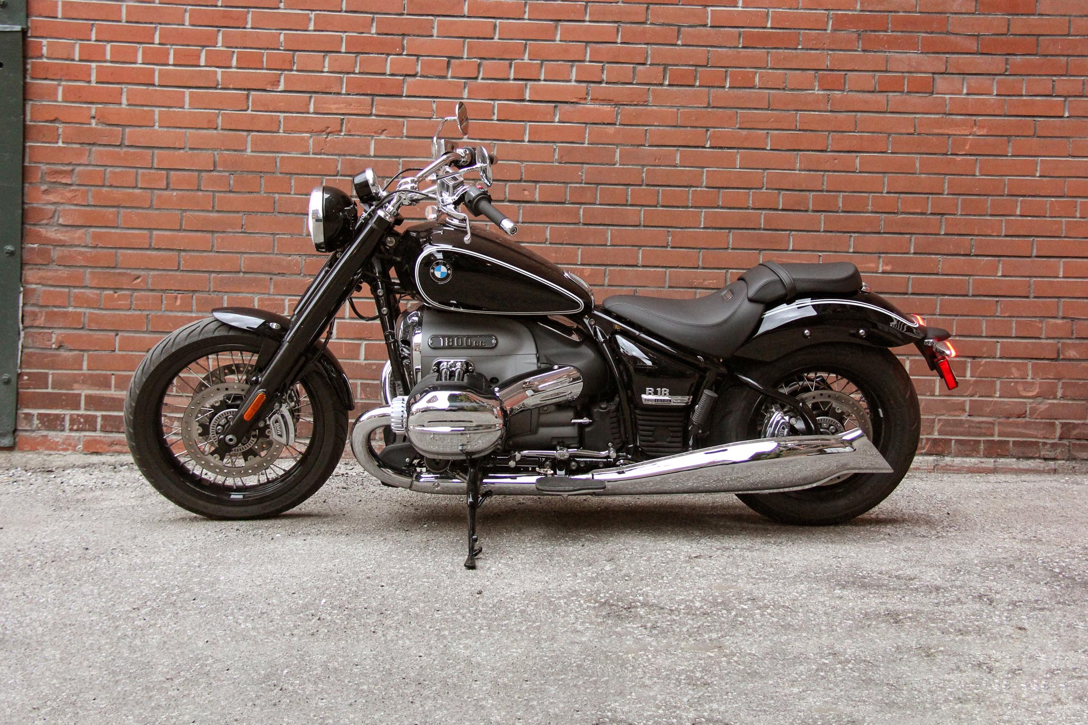 2021 BMW R 18 First Edition First Ride Review - AutoTrader.ca