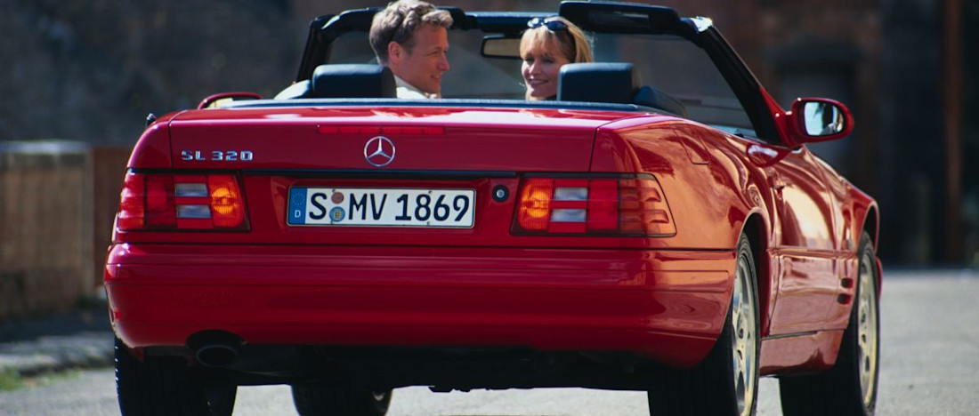 Mercedes Benz SL 320 achterkant