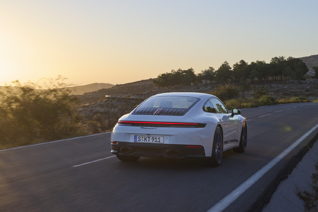 Porsche-911-T-coupe-2024 (6).jpg