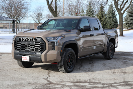 Editorial 2025 toyota tundra hybrid td jm 250237 7