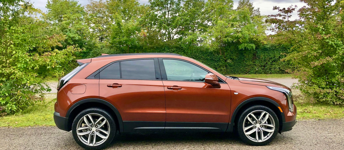 Cadillac_XT4_Sport_2021_Profile-1100