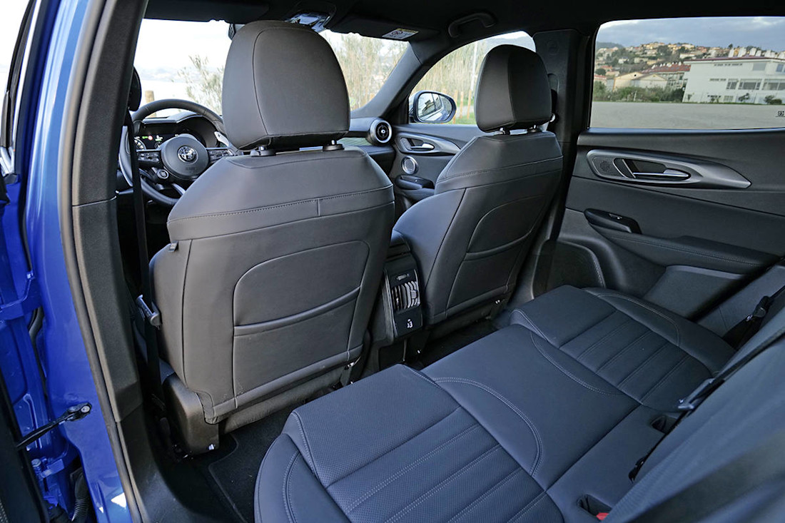 Video prueba Alfa Romeo Tonale 160 CV MHEV Ruben Fidalgo AS24 (34).jpg