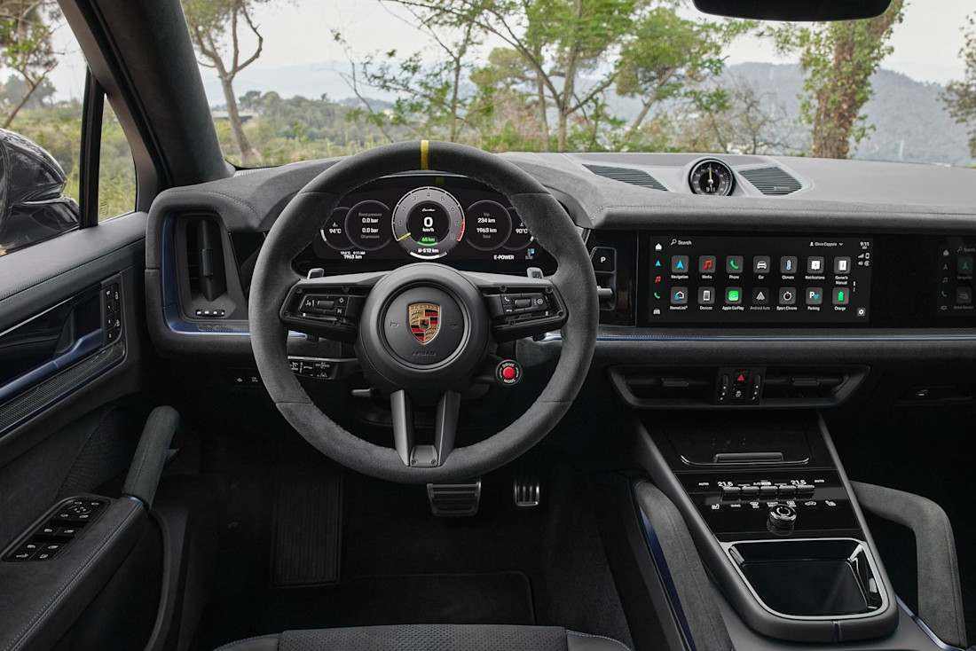 Porsche-Cayenne-Turbo-E-Hybrid-Cockpit