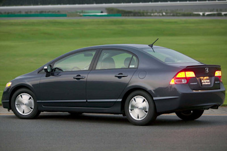 Editorial 08d 2006 honda civic hybrid