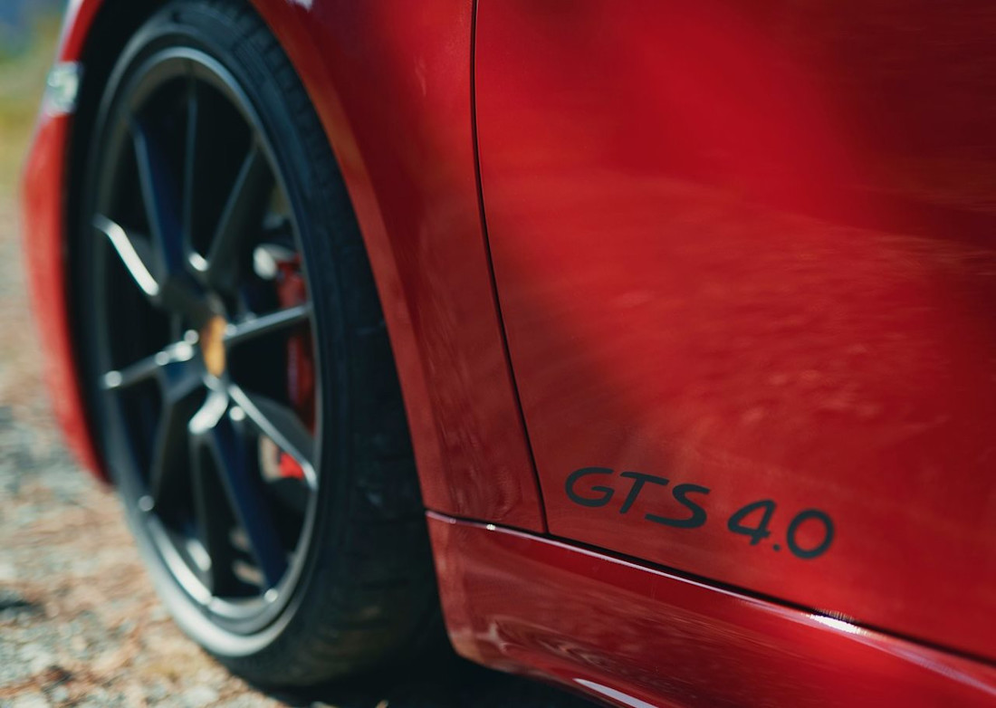 Porsche-718_Cayman_GTS_4.0-2020-1280-05.jpg