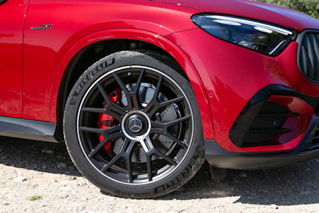 Editorial 2025 mercedes amg glc 63 s fd 231016 15 jw
