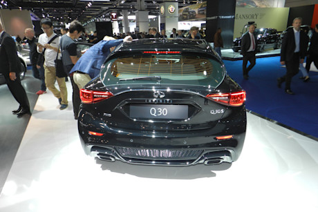 Editorial infiniti q30 9