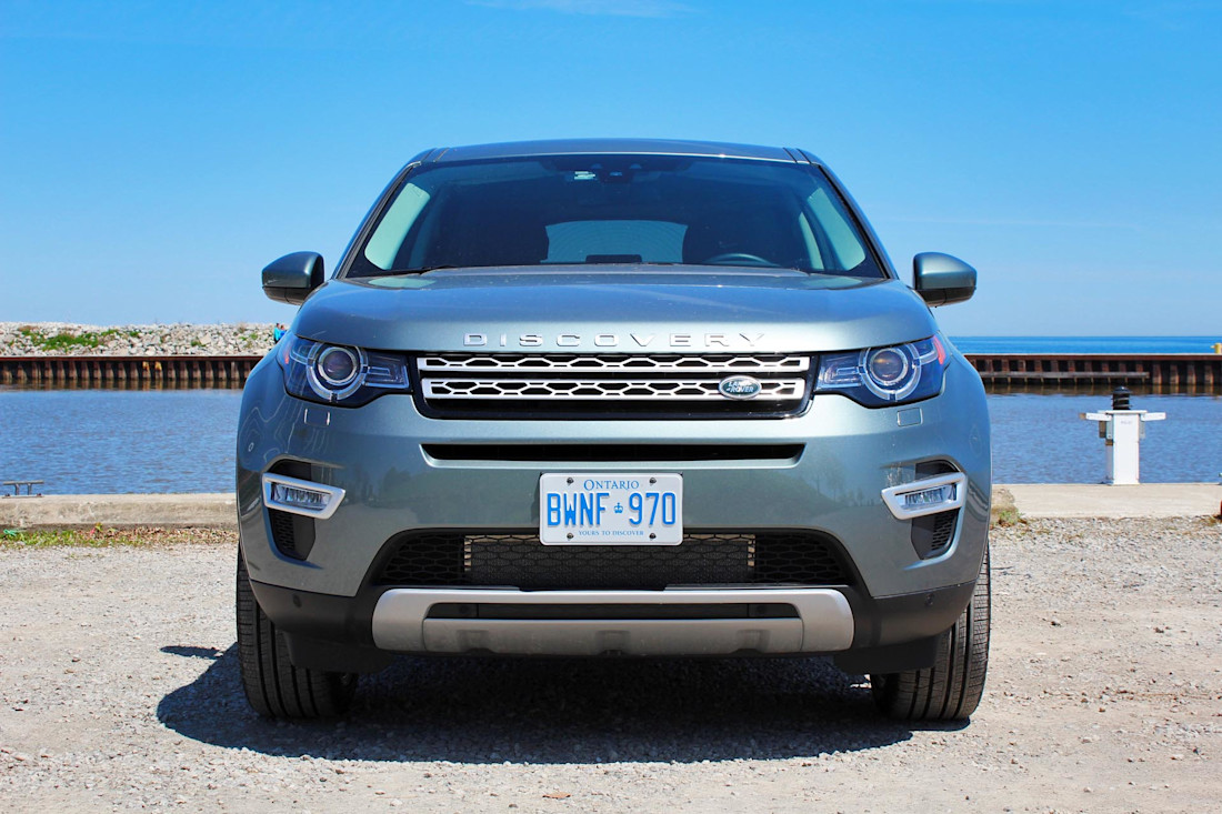 Editorial 2015 lr discovery sport hse luxury pb 01