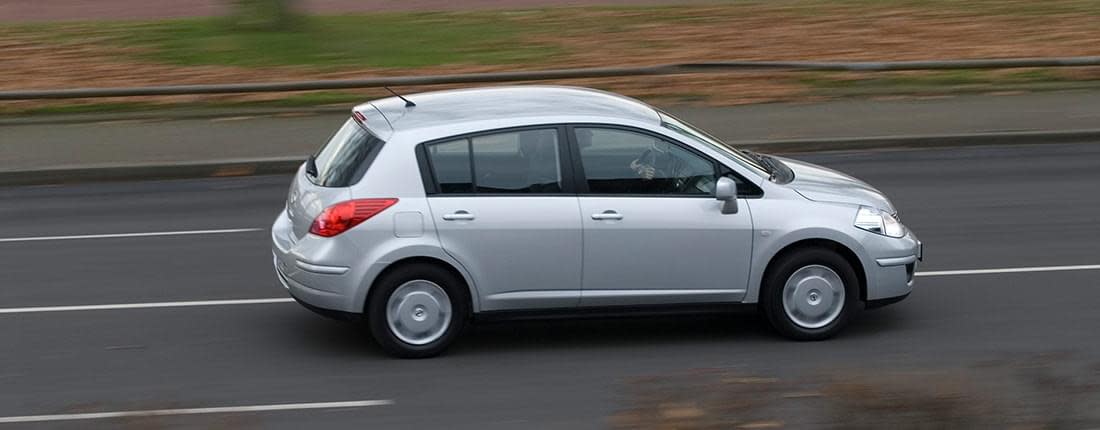 nissan-tiida-l-01