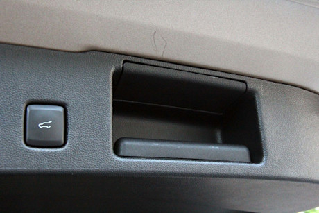 Editorial 2020 ford escape titanium hybrid 26 dw
