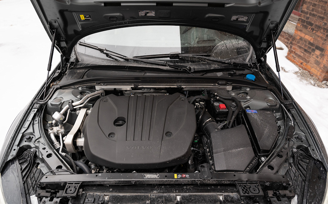 2026 Volvo V60 Cross Country - TD - JW - 260209 - 26.jpg