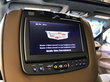Editorial 2017 cadillac escalade esv platinum 30 mb
