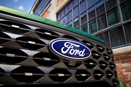 Editorial 2025 ford maverick refresh 240730 11