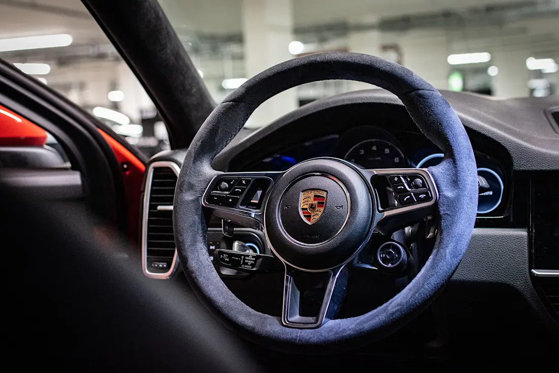 Cayenne-Coupe-Steering Cayenne-Coupe-Steering