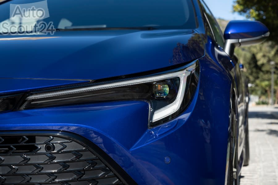 2023-COROLLA-Hatchback-DPL-33(1).jpg