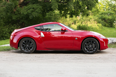 Editorial 2016 nissan 370z 03 jw