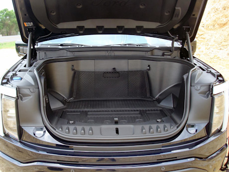 Editorial 2022 ford f 150 lightning 15 bc fr