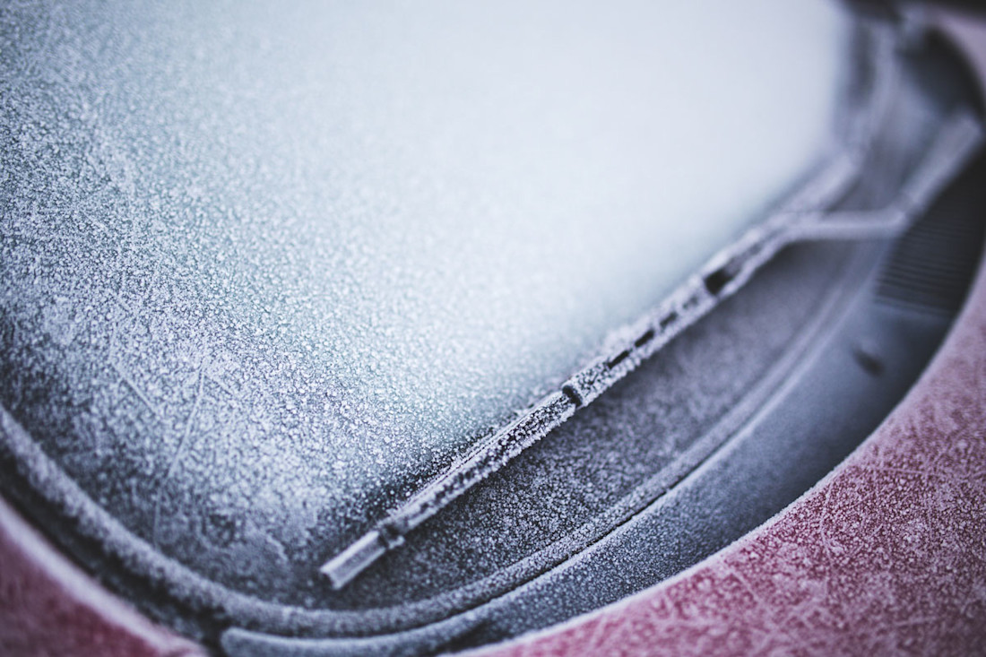 Cómo quitar el hielo del parabrisas