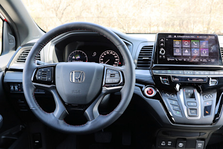 Editorial 2025 honda odyssey review interior driver view