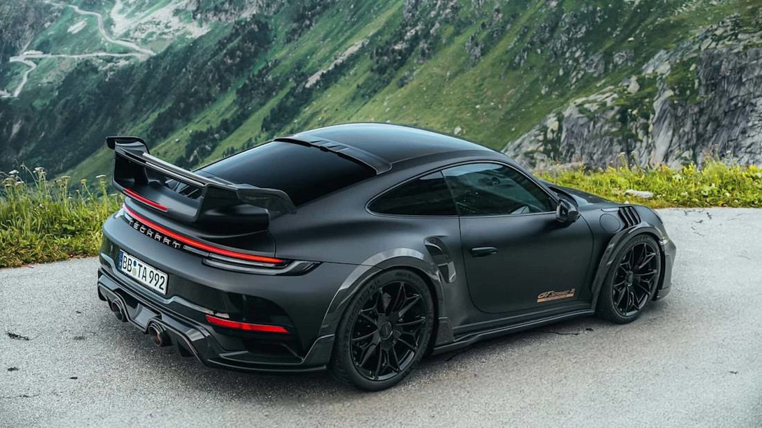 Porsche-911-techart-gtstreet-r-monochrome (22).jpg