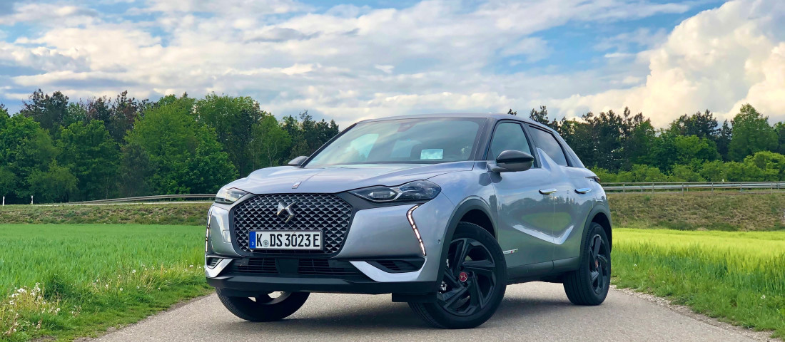DS3_Crossback_E-Tense_2020_Front_links_Street-1100