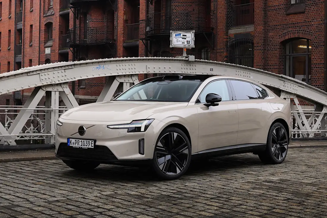 volvo-es90-front
