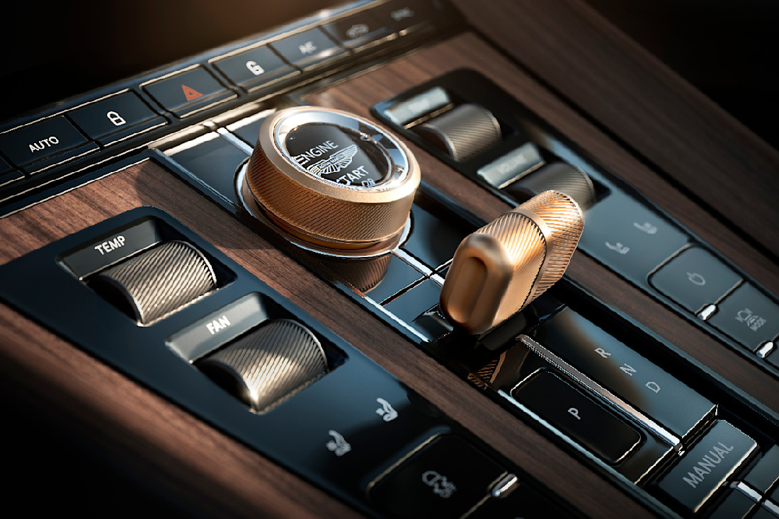 Aston-martin-volante-2025-60-Anniversary (3).jpg