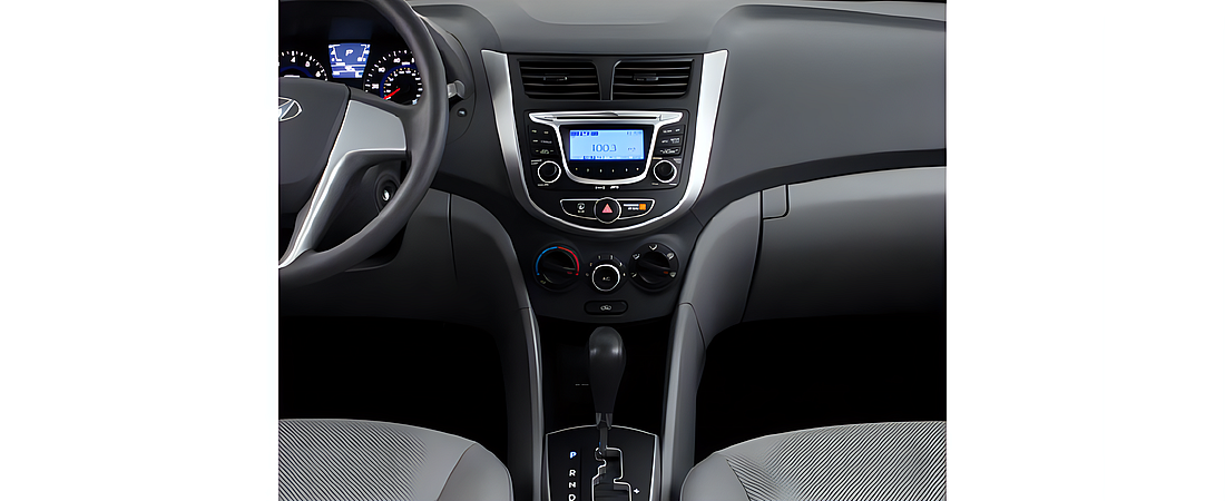 Hyundai Accent 2012 11