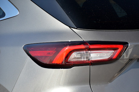 Ford Escape hybride rechargeable 2024 : essai routier Image