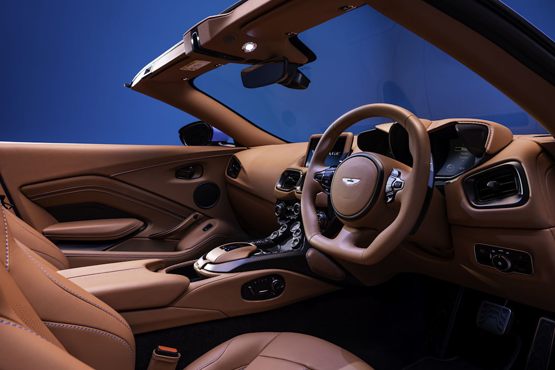 Vantage_Roadster_9-jpg.jpg
