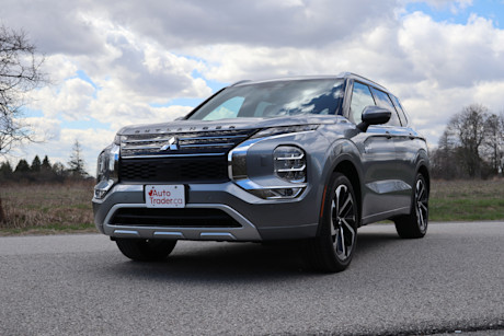 Editorial 2024 mitsubishi outlander phev gt premium 22