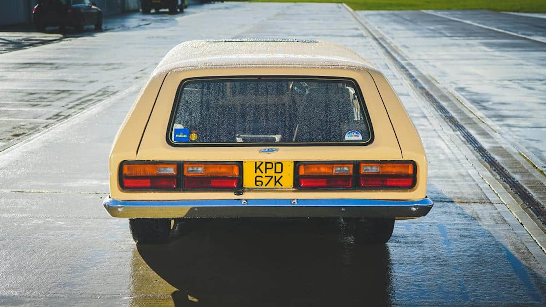 la-bestia-coche-motor-avion-v12-rolls-royce (6).jpg